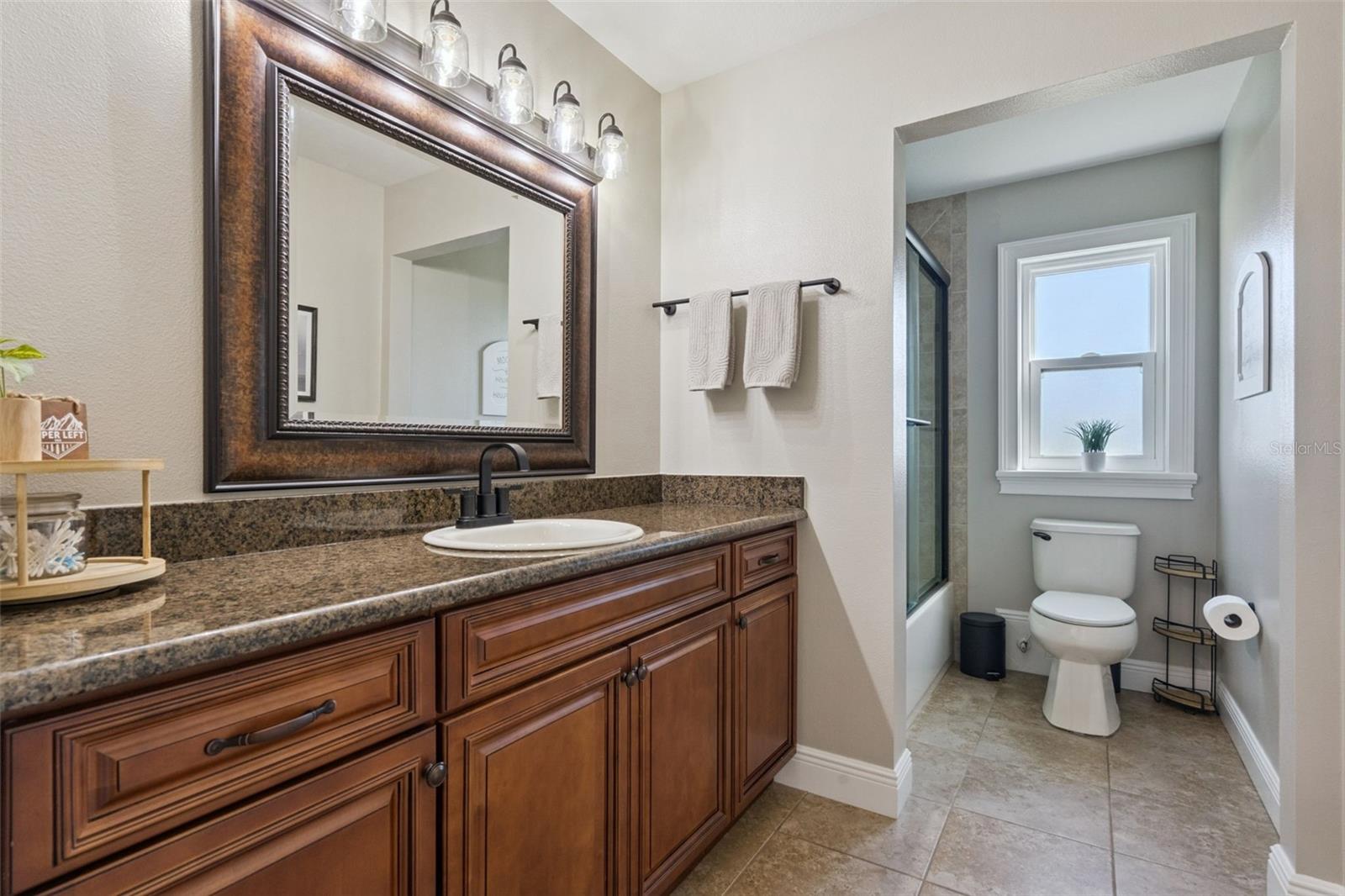 GROVELAND FARMS 32-22-25 - Residential