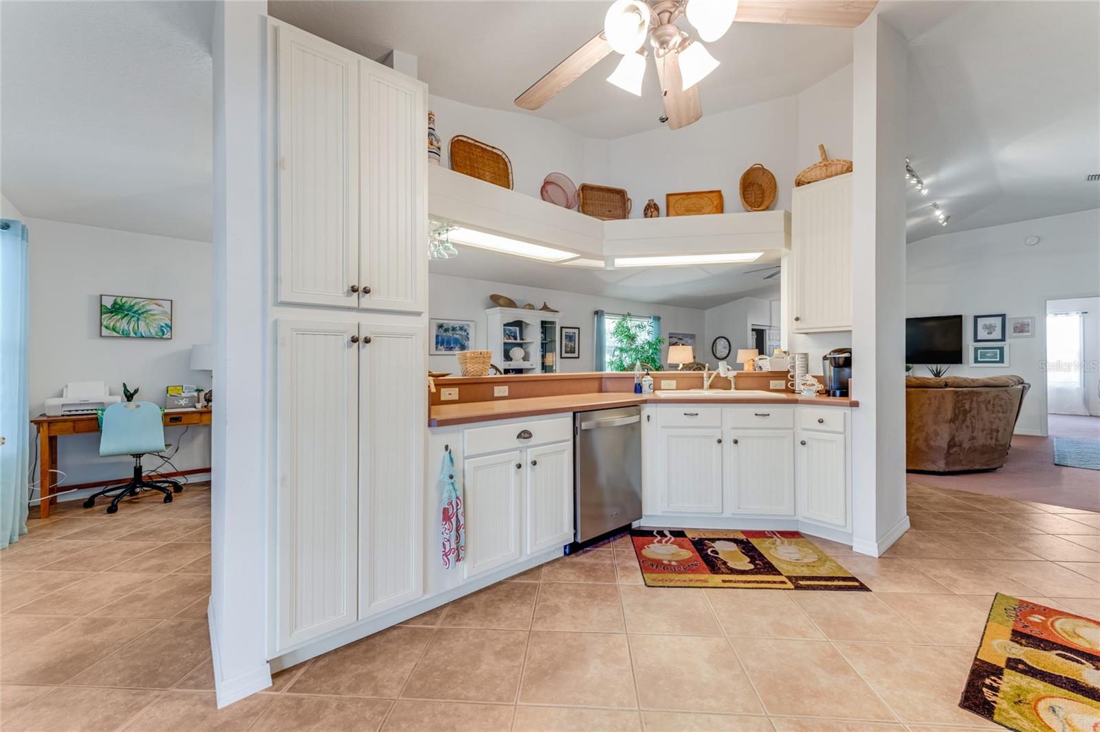 INDIAN HARBOR ESTATES - Residential