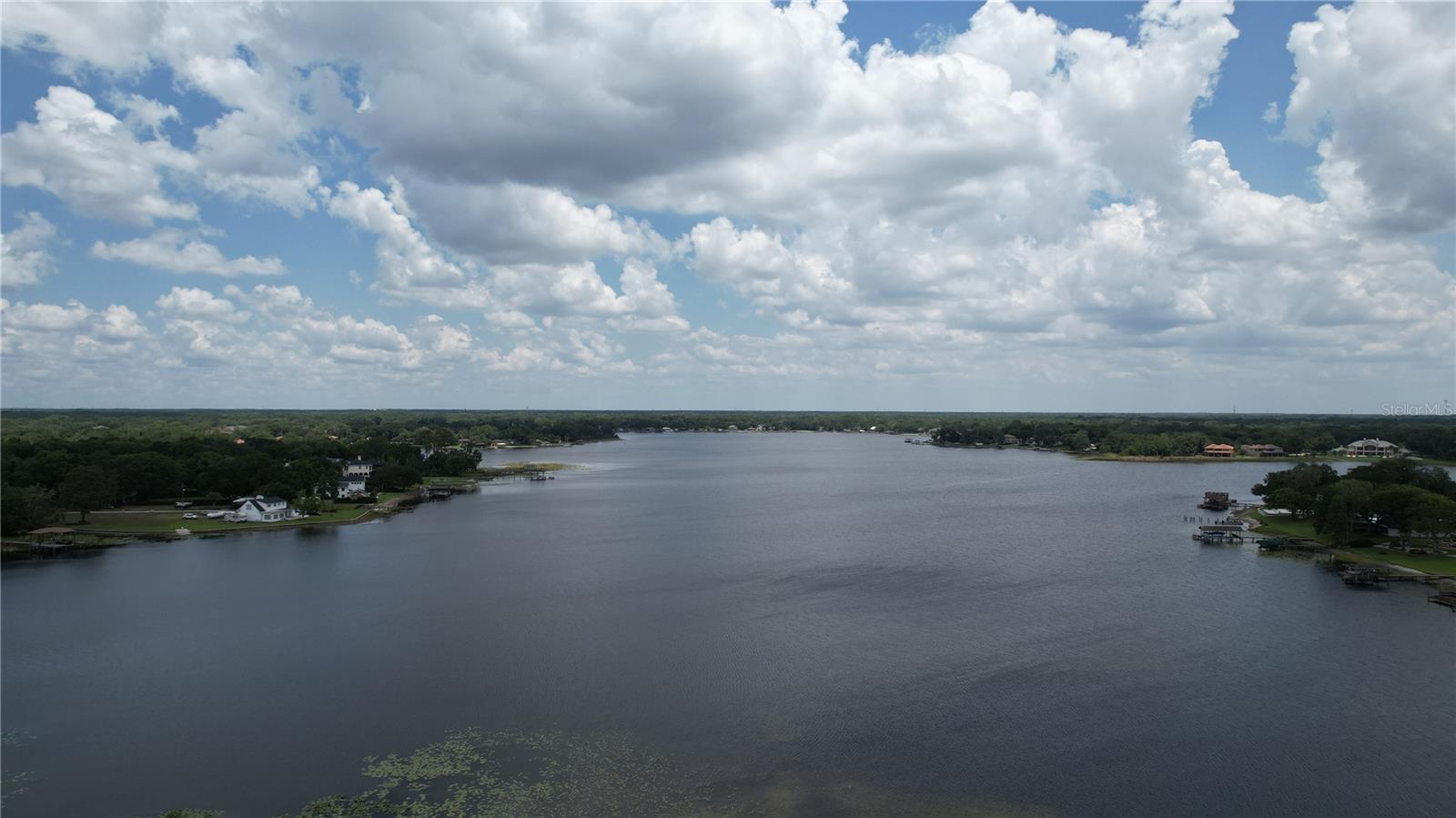 WHISPERING OAKS - Residential Lease
