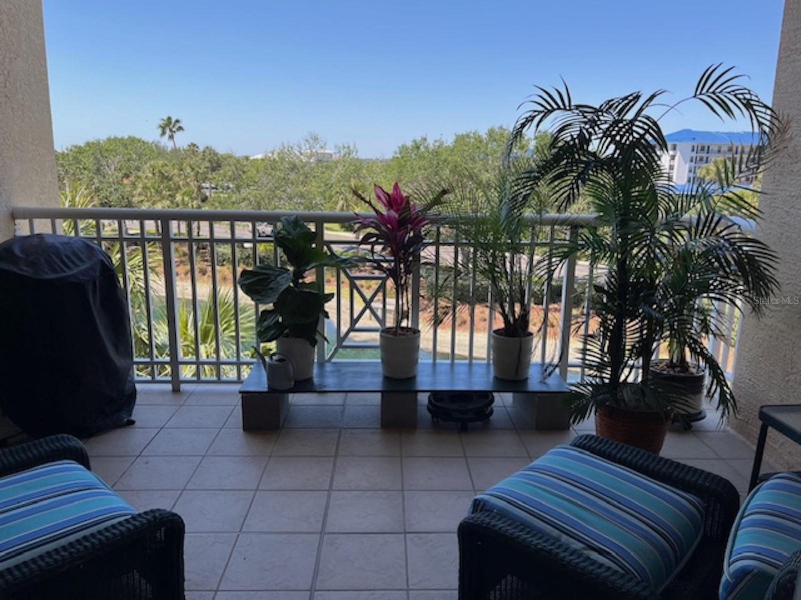 PALMS AT MINORCA PH 03 - Residential Lease