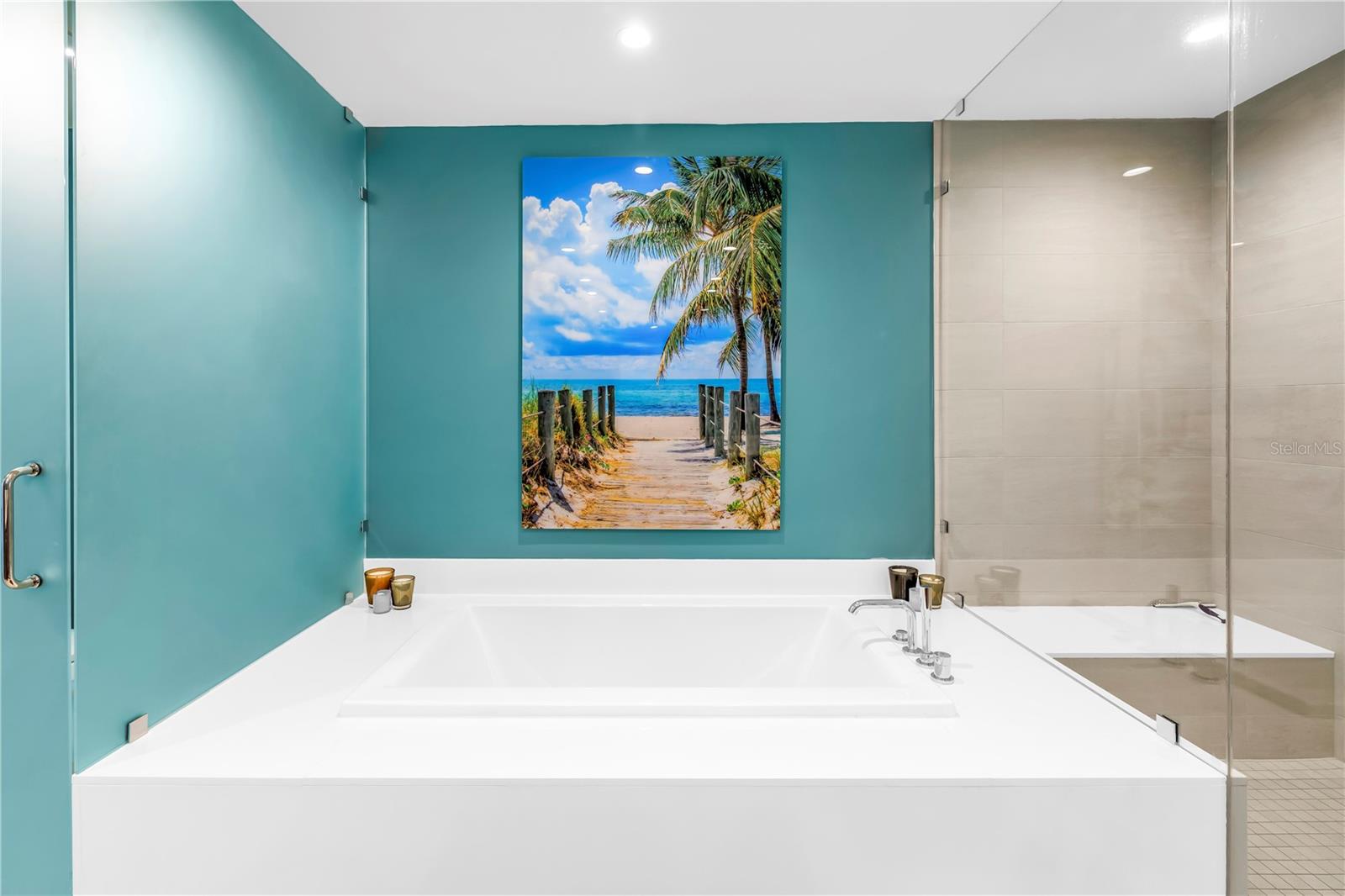 SALTAIRE CONDO - Residential