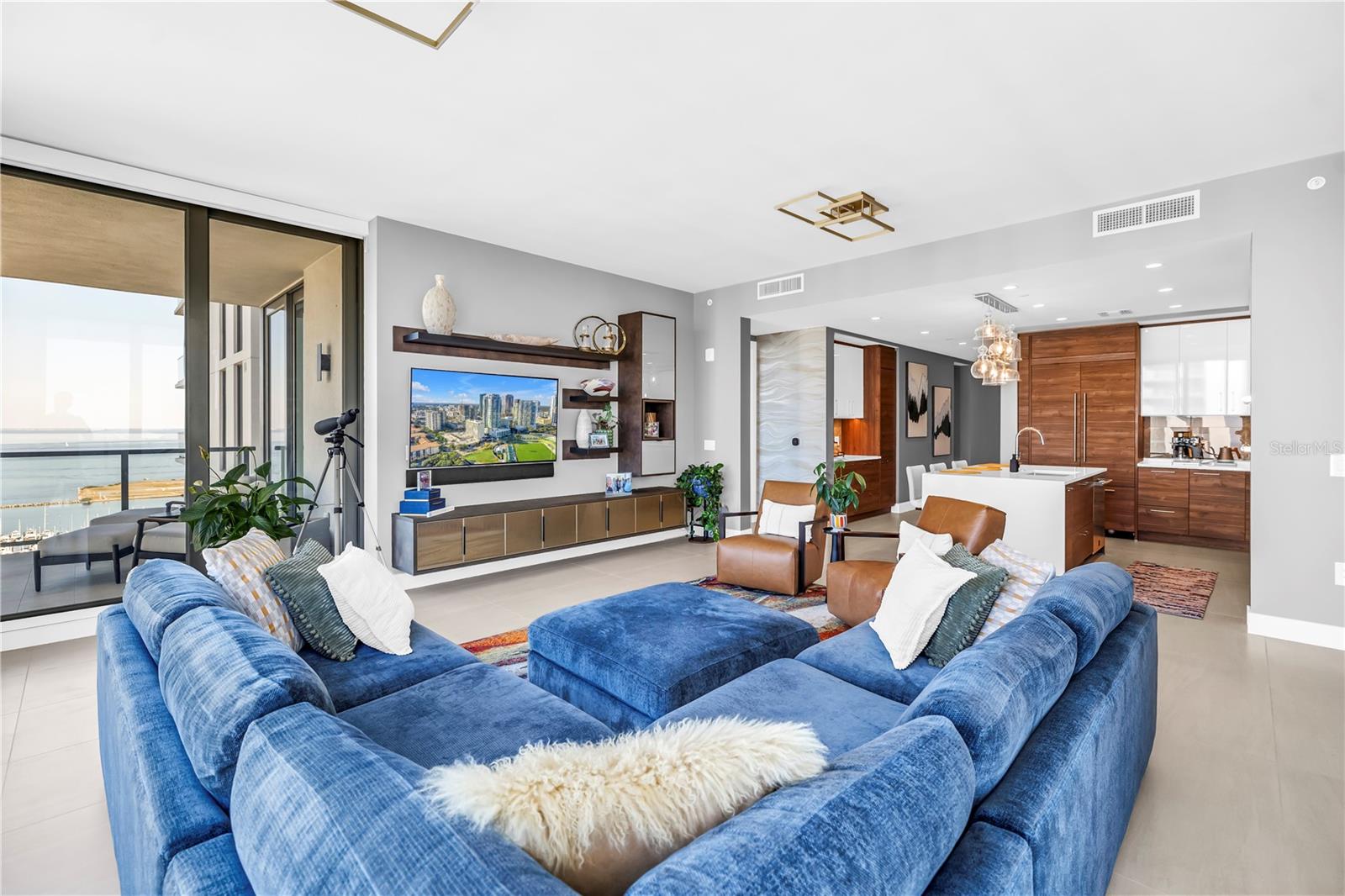 SALTAIRE CONDO - Residential