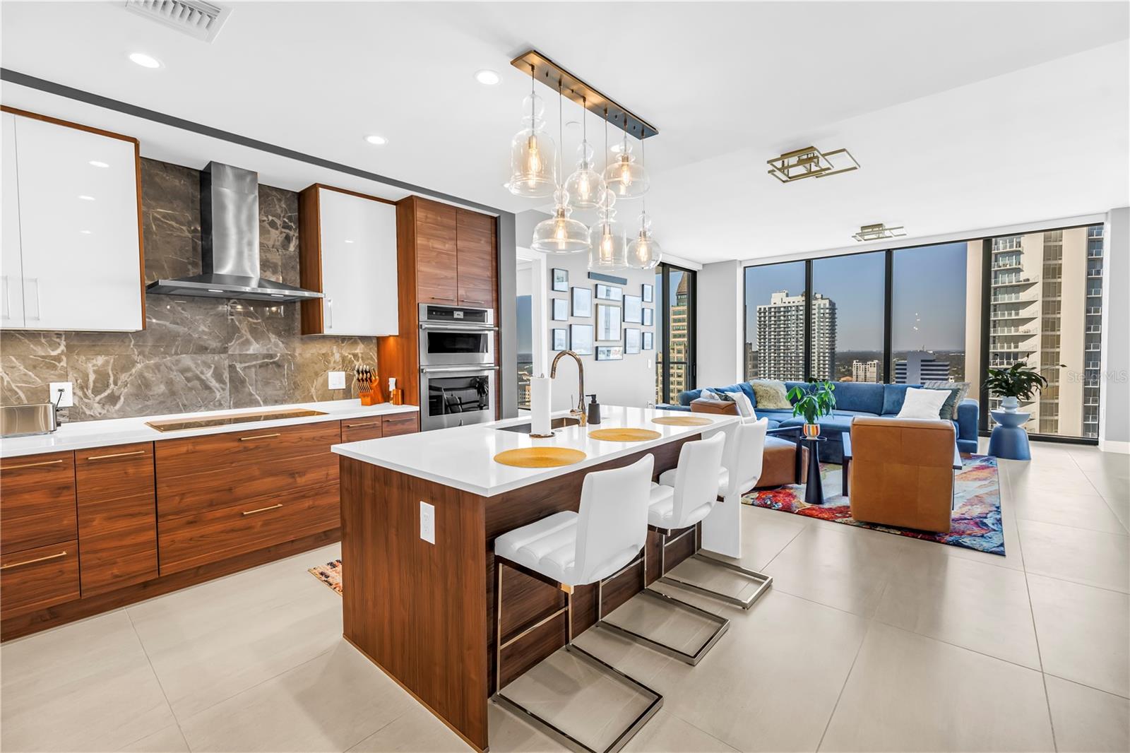 SALTAIRE CONDO - Residential