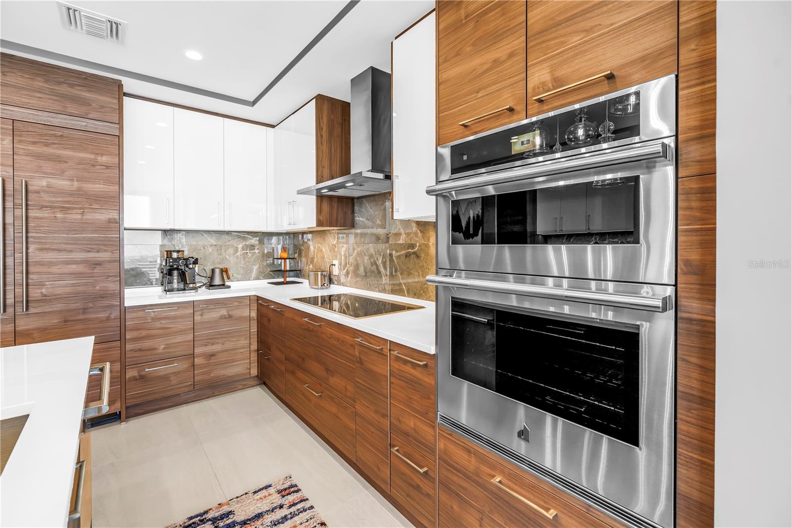 SALTAIRE CONDO - Residential