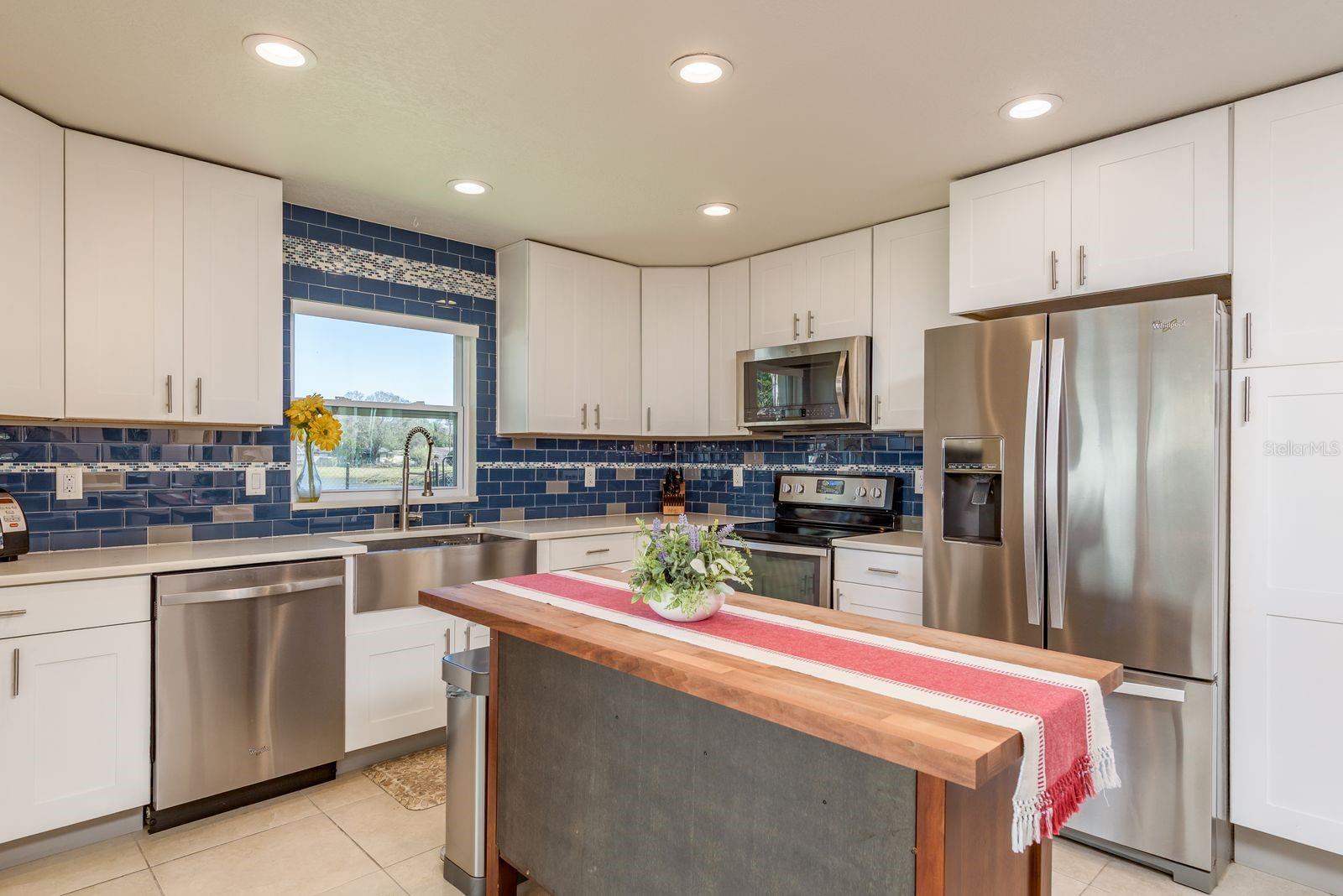 WHISPER LAKE SUB - Residential