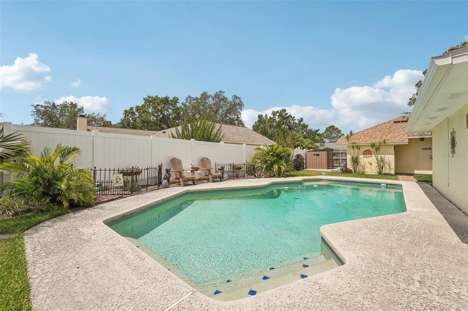 15005 ROUNDUP DRIVE