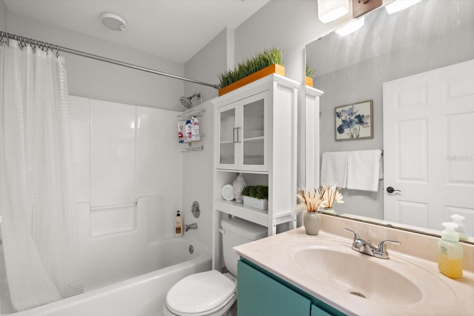 CHASE GROVES UNIT 1 - Residential