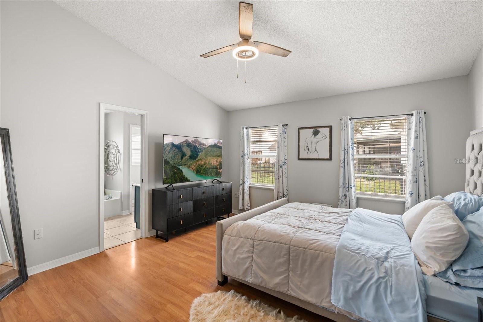 CHASE GROVES UNIT 1 - Residential