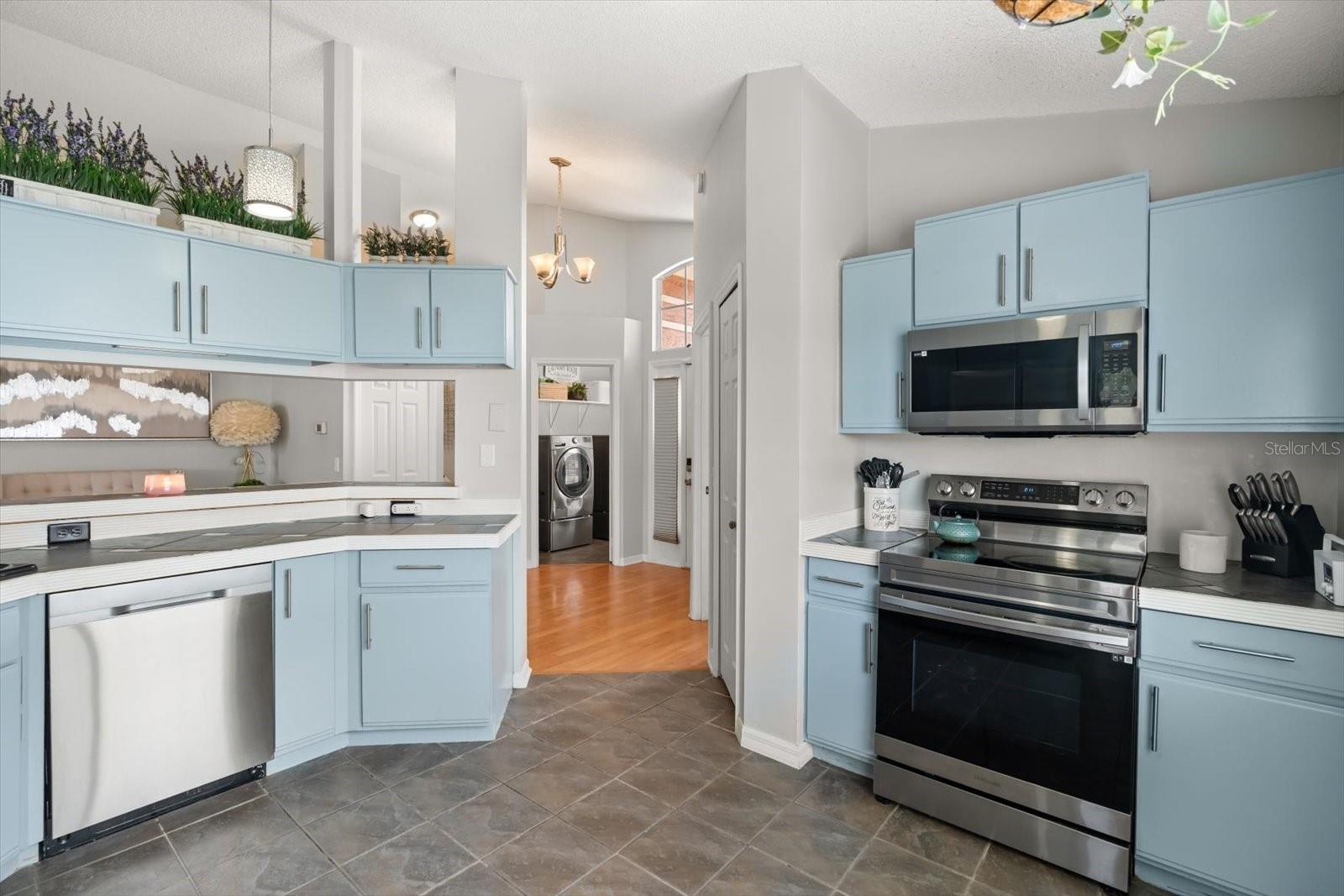 CHASE GROVES UNIT 1 - Residential