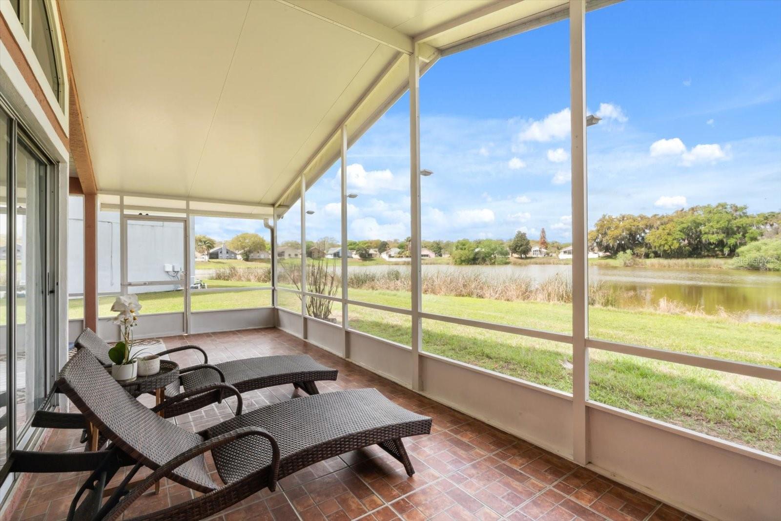 CHASE GROVES UNIT 1 - Residential