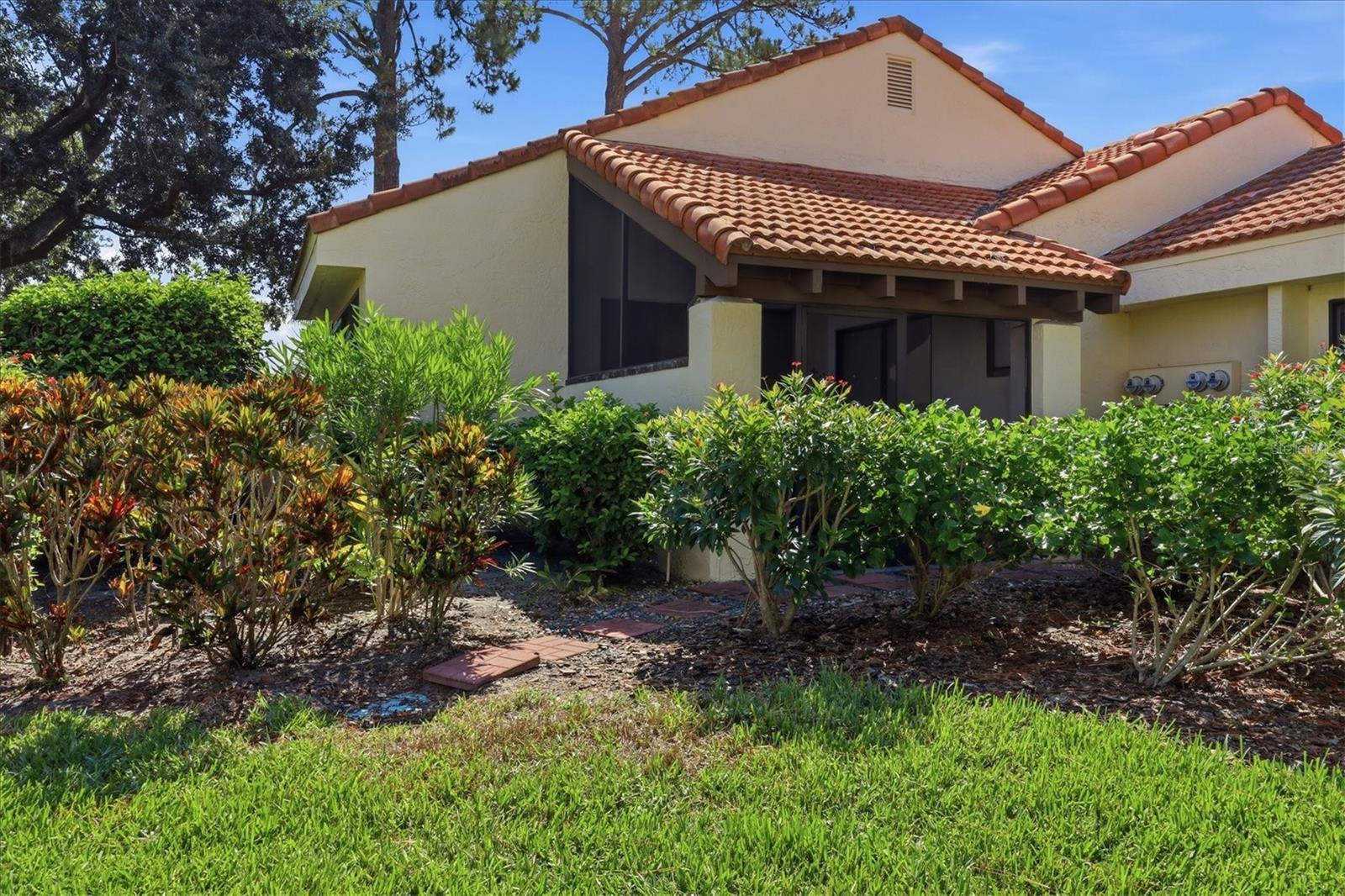 5387 HUNTINGWOOD COURT 4