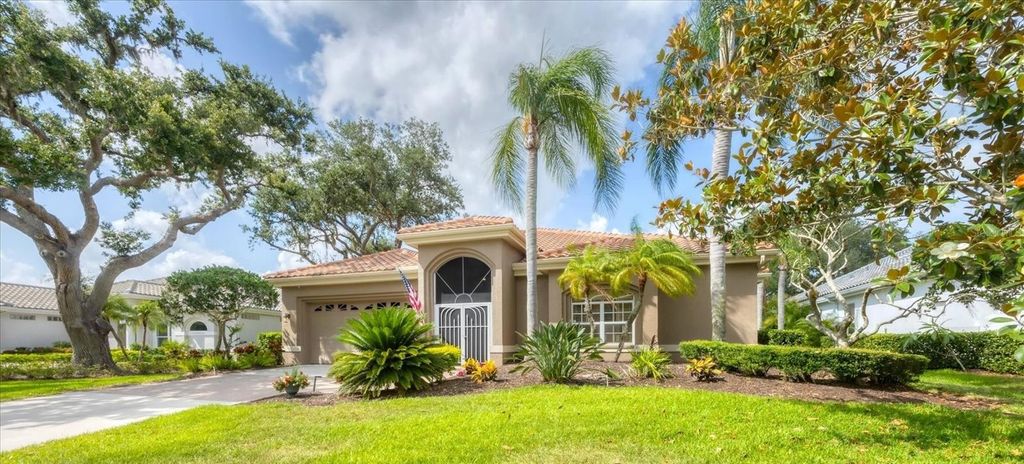 Photo of 2518 Dick Wilson Drive, Sarasota, FL 34240 (MLS # A4657198)