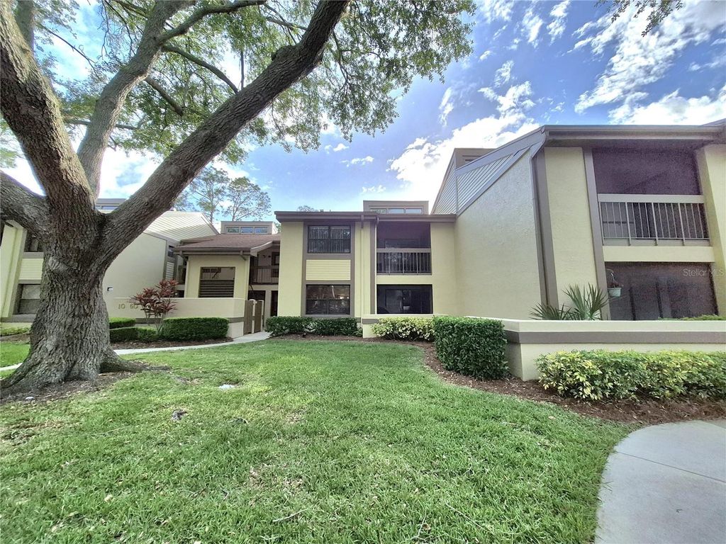 Photo of 50 Woodlake Place, Oldsmar, FL 34677 (MLS # TB8507105)
