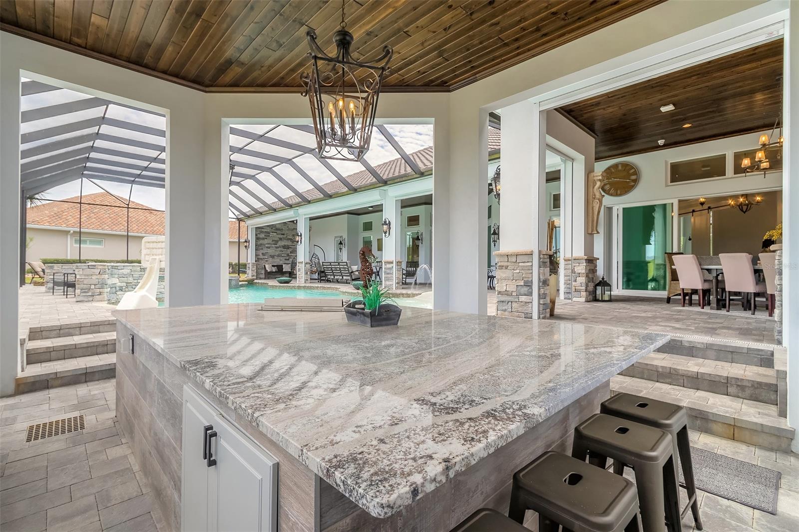 2817 PARADISO COURT