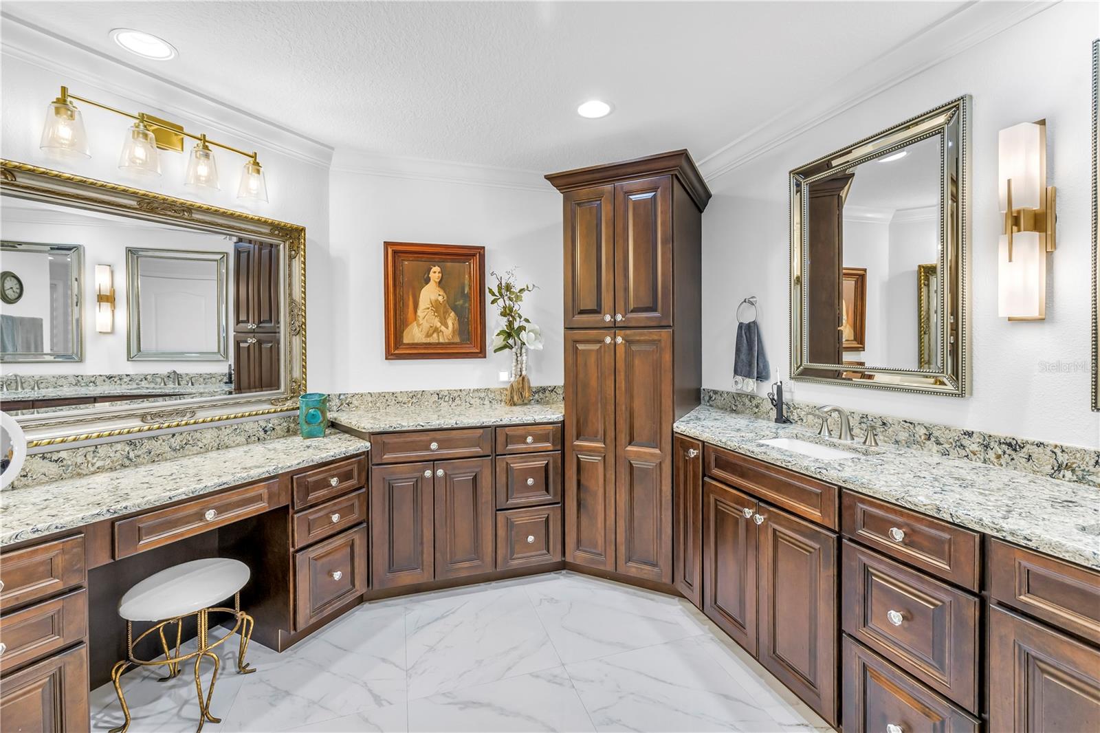 FLORENCIA CONDO - Residential