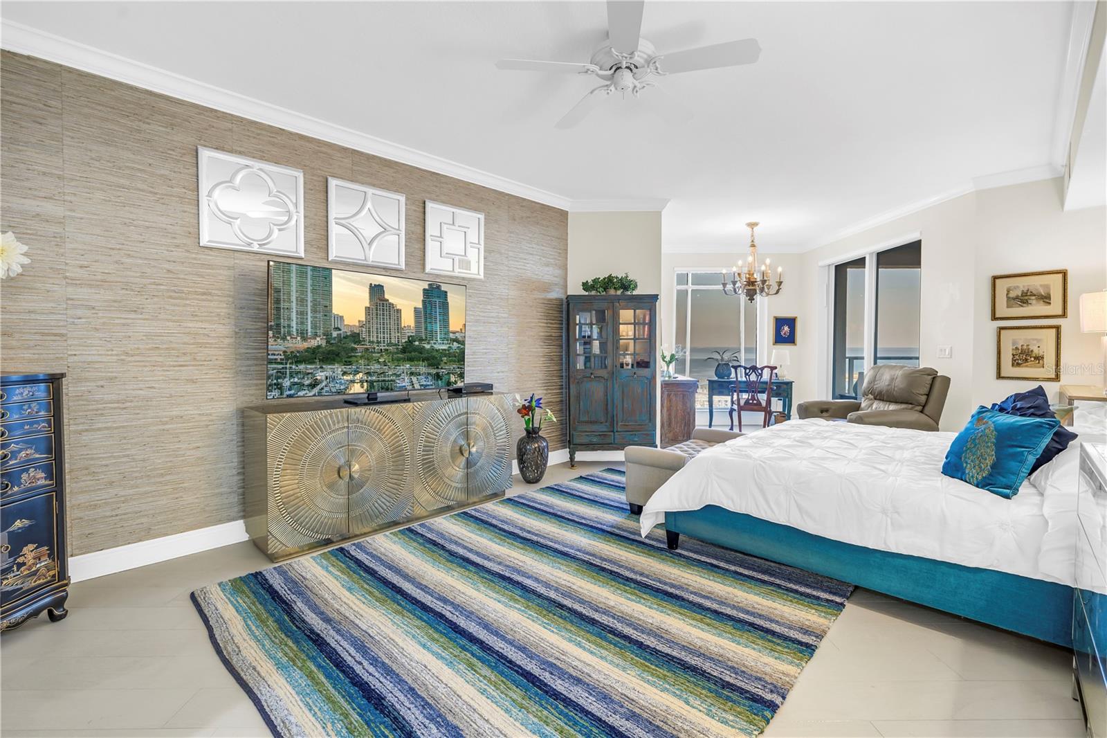 FLORENCIA CONDO - Residential