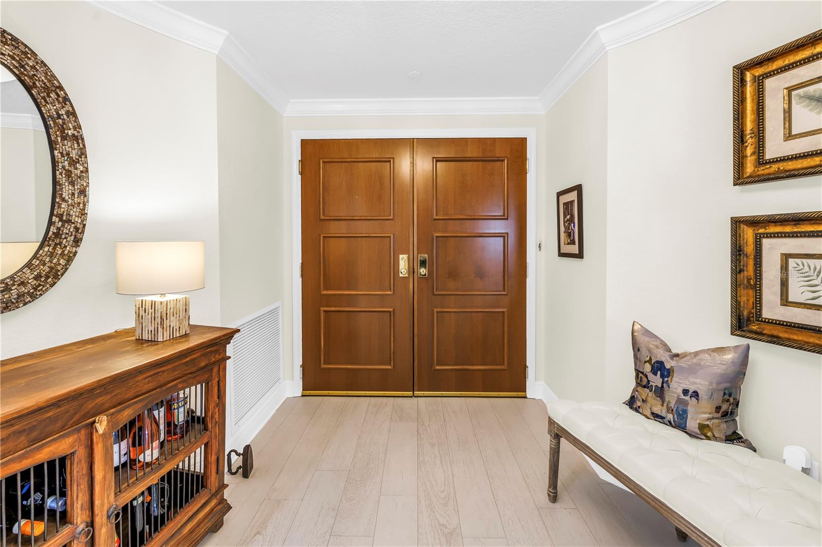 FLORENCIA CONDO - Residential