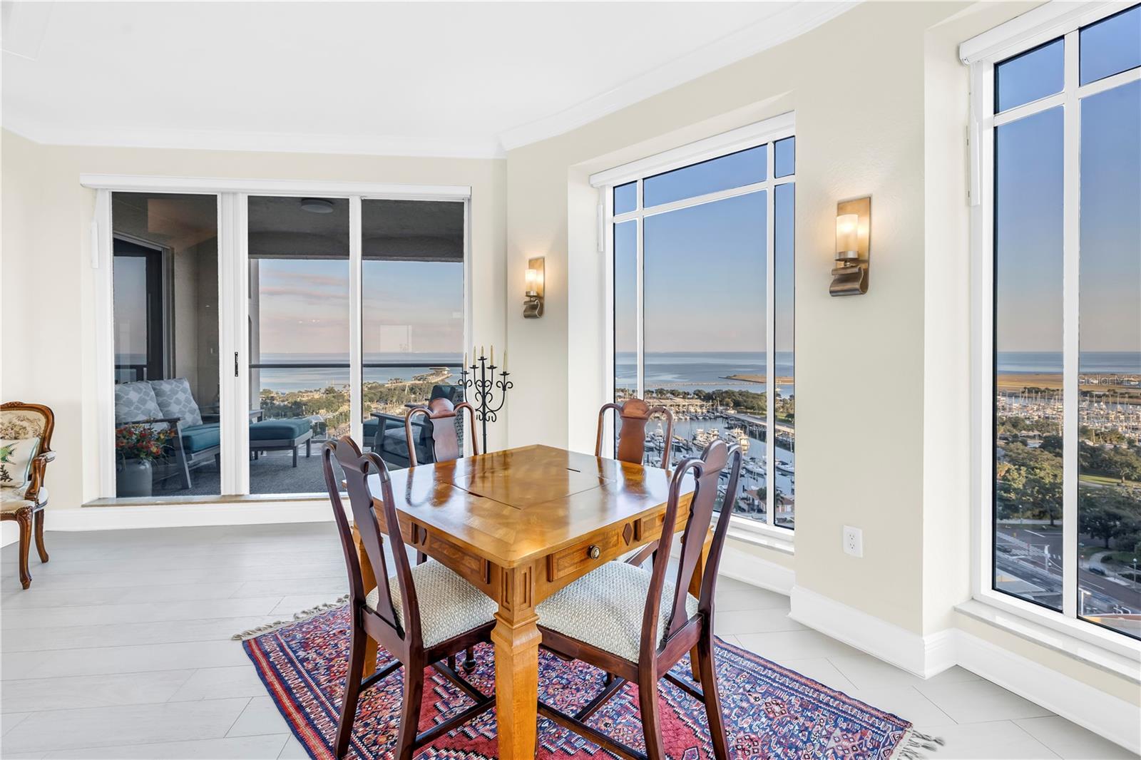 FLORENCIA CONDO - Residential