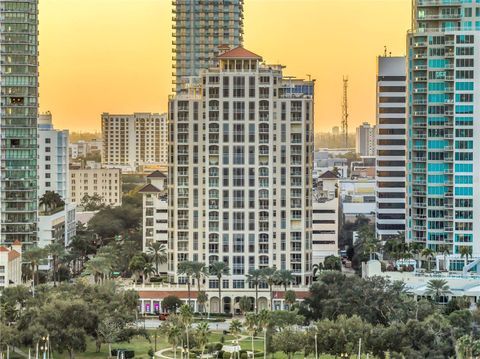 Photo of 100 Beach Drive NE #1803, St Petersburg, FL 33701 (MLS # TB8448936)