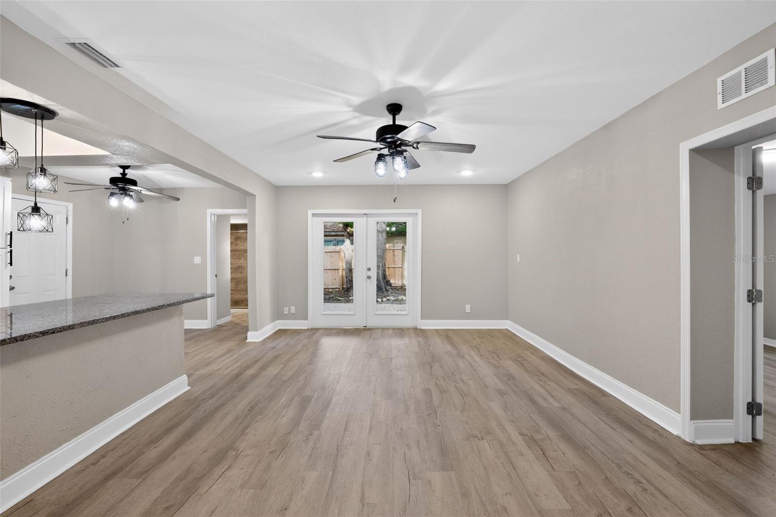 CATALINA GARDENS - Residential