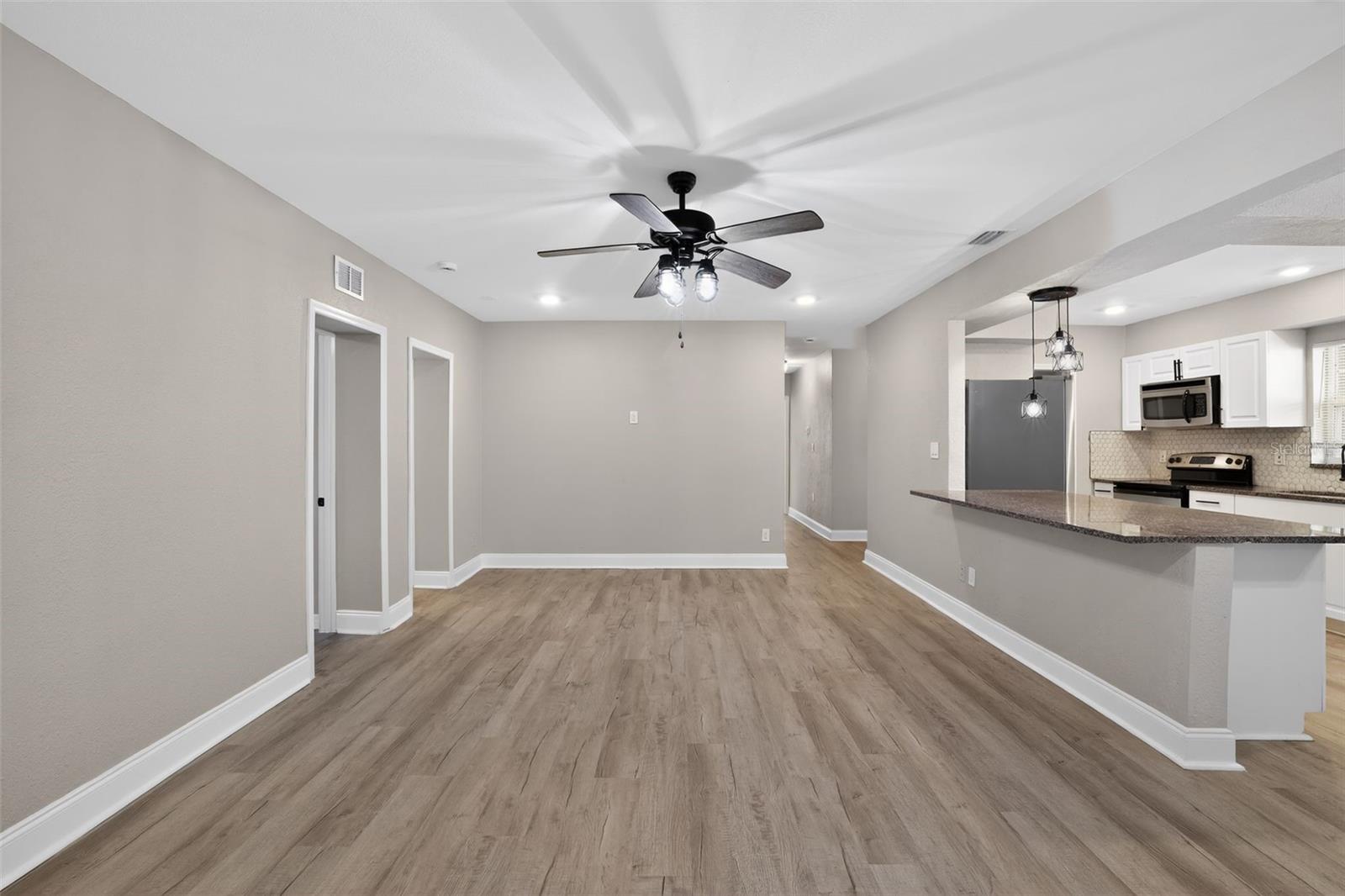 CATALINA GARDENS - Residential
