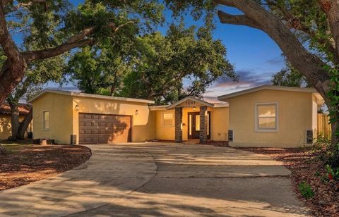 Photo of 1081 55th Terrace S, St Petersburg, FL 33705 (MLS # A4690888)