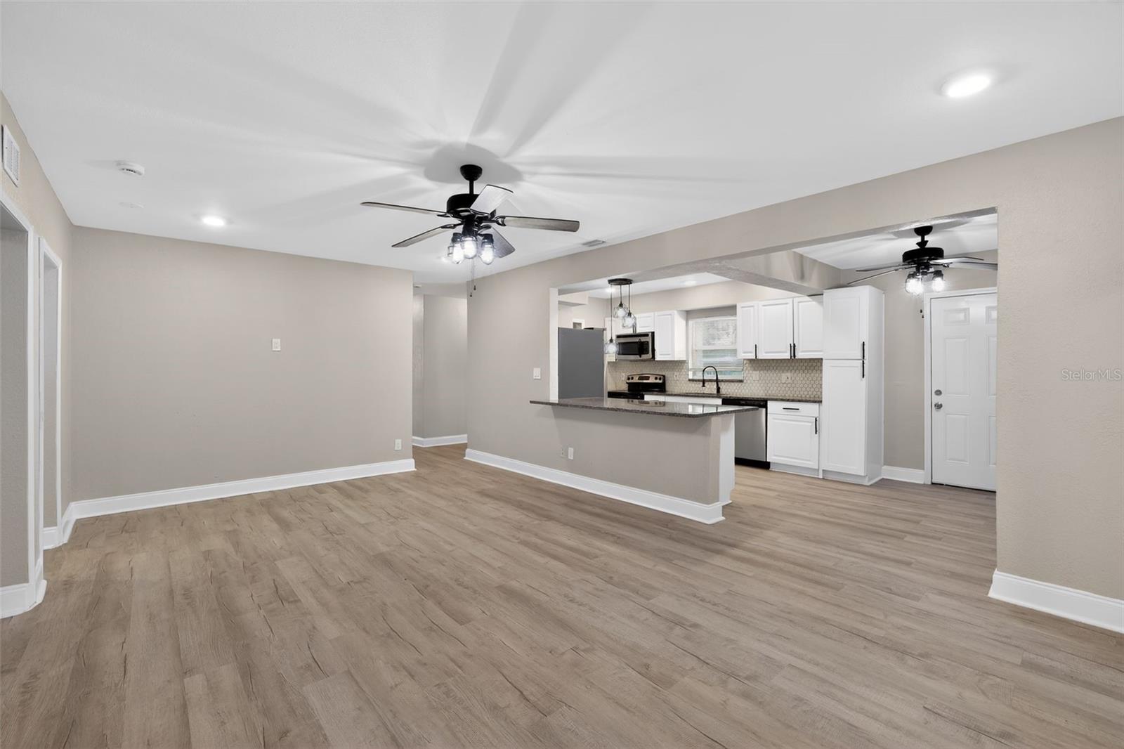 CATALINA GARDENS - Residential