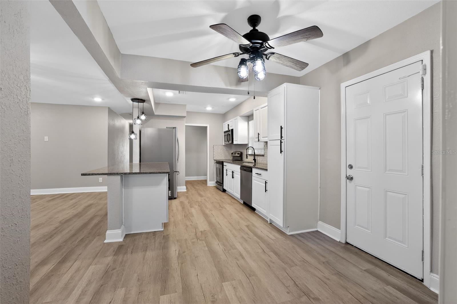 CATALINA GARDENS - Residential
