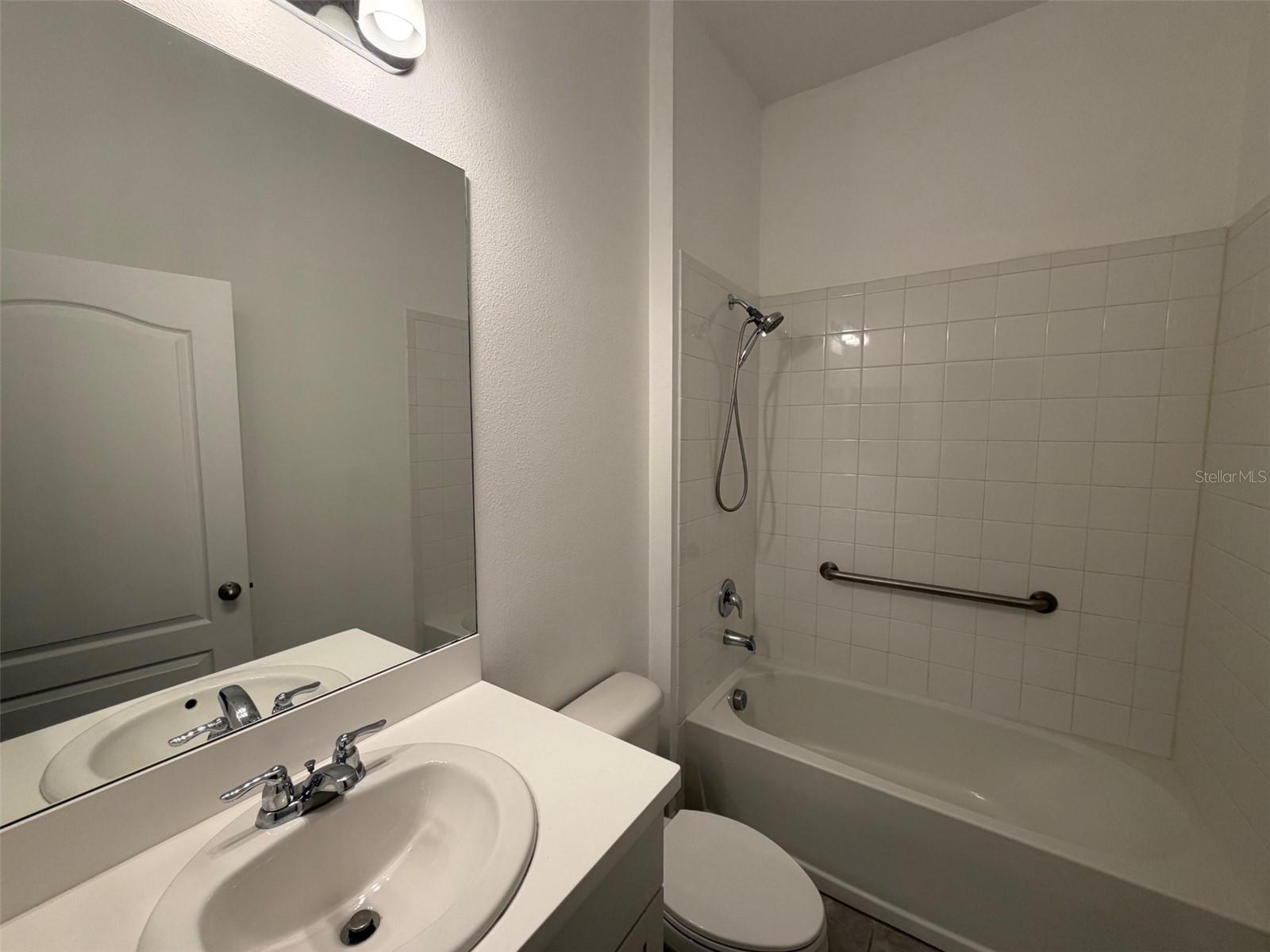 HILLTOP RESERVE - Residential