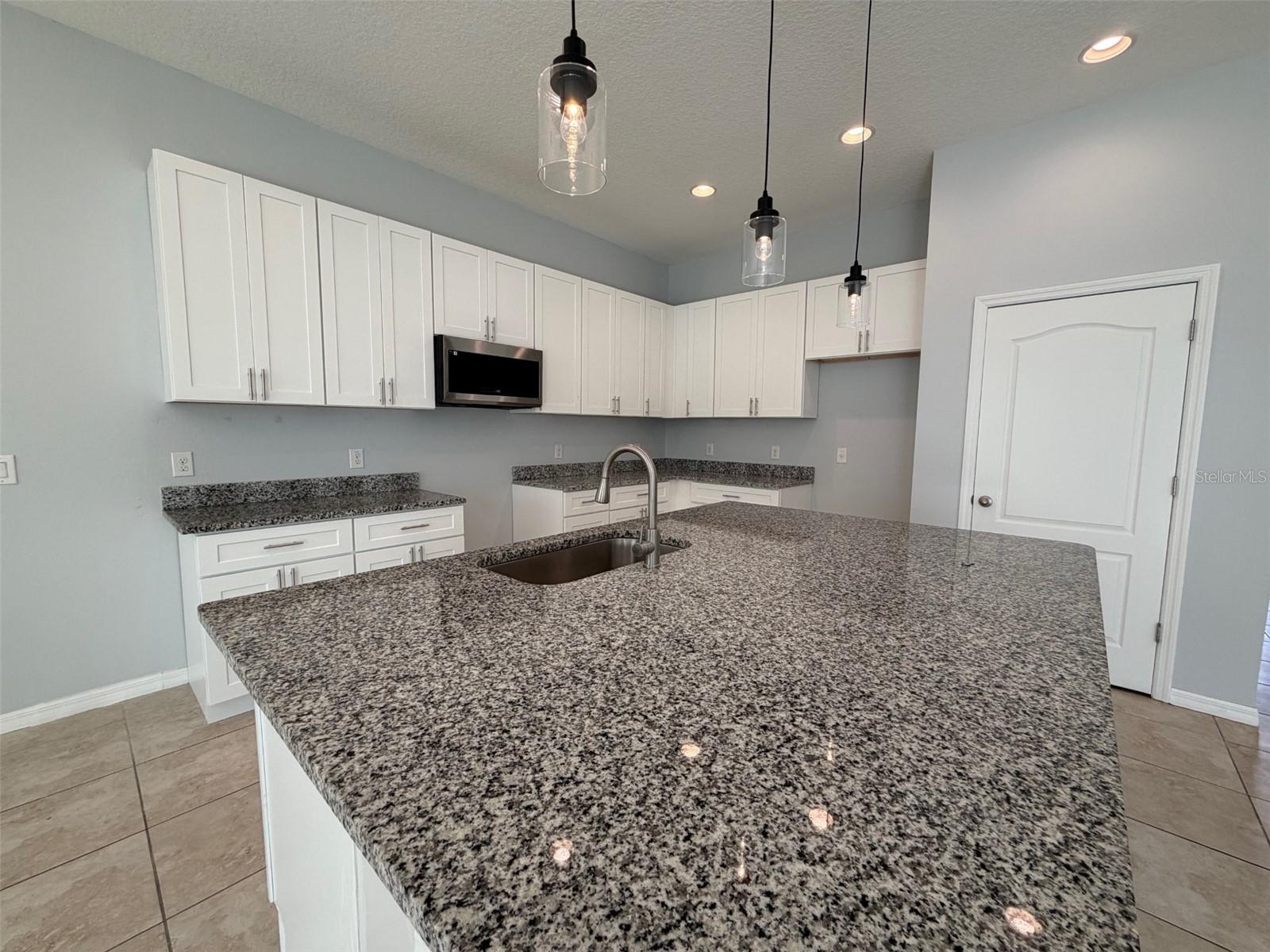 HILLTOP RESERVE - Residential