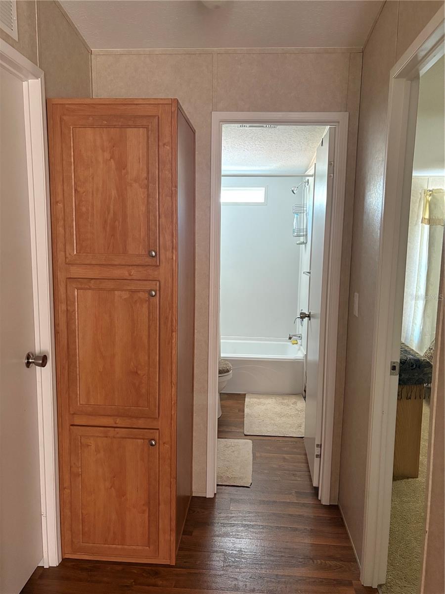 OAKWOOD ACRES - Residential