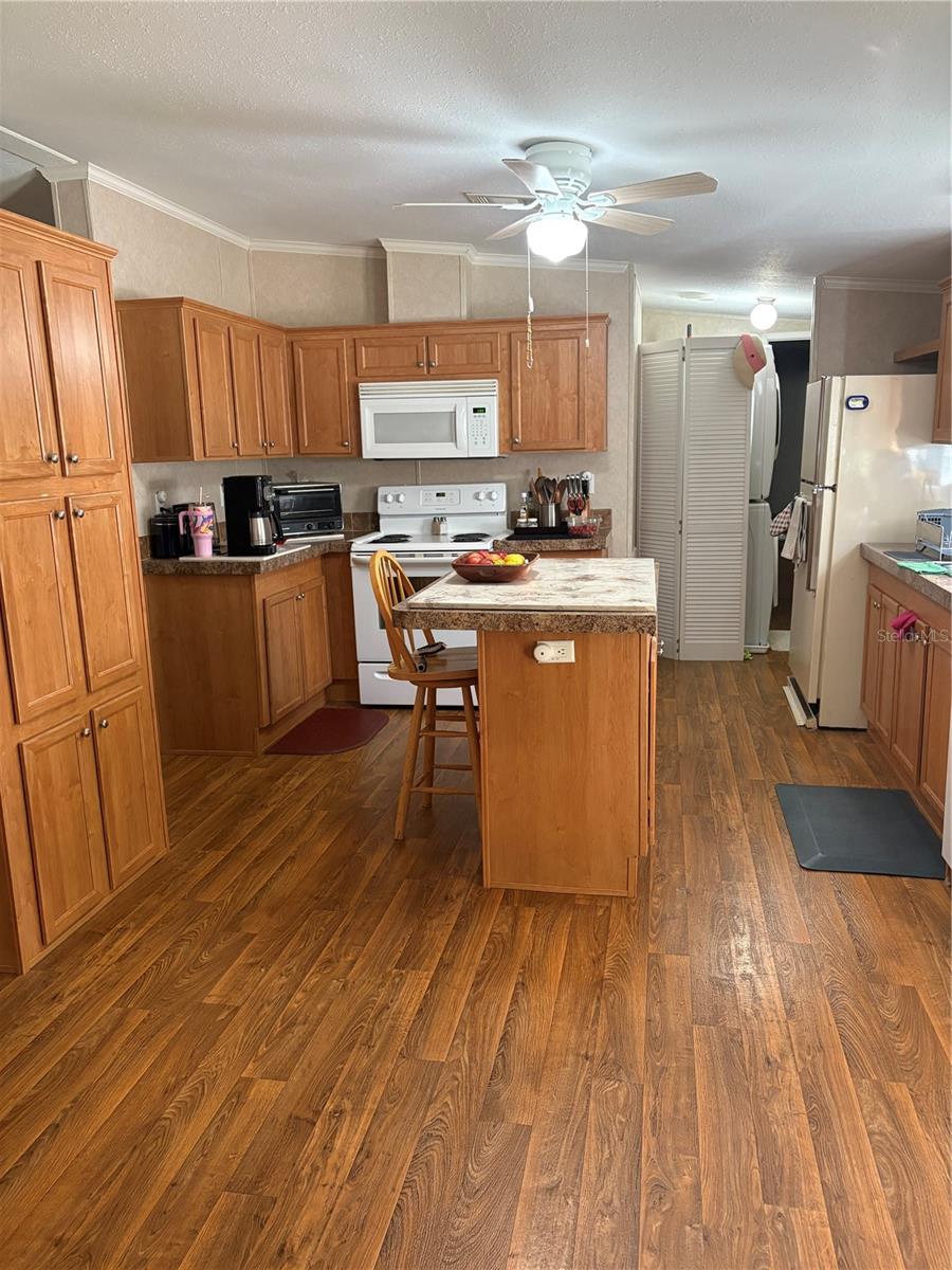 OAKWOOD ACRES - Residential