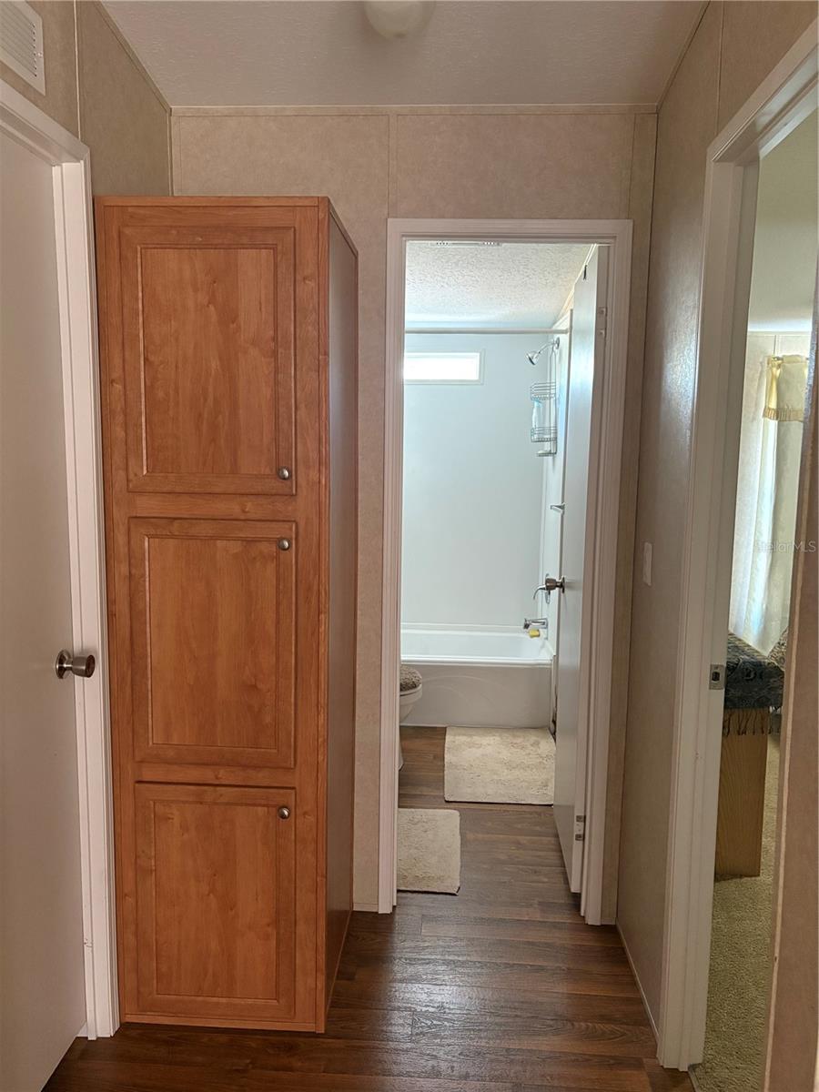 OAKWOOD ACRES - Residential