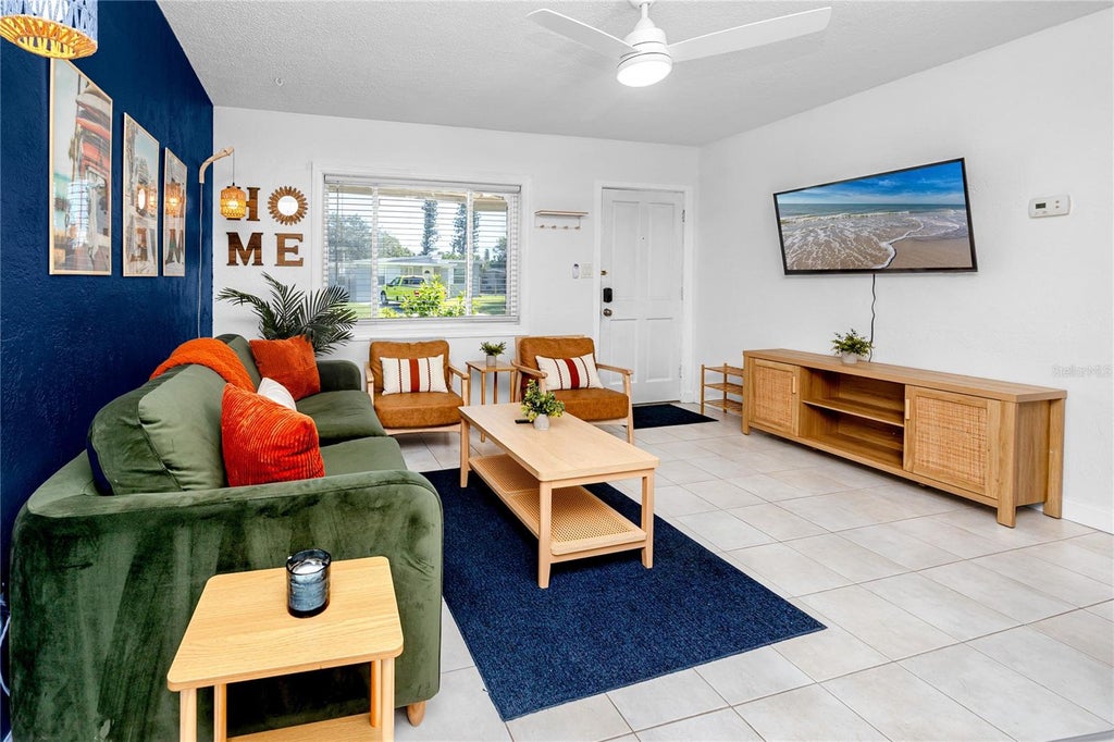 Photo of 925 67th Street S, St Petersburg, FL 33707 (MLS # TB8560590)