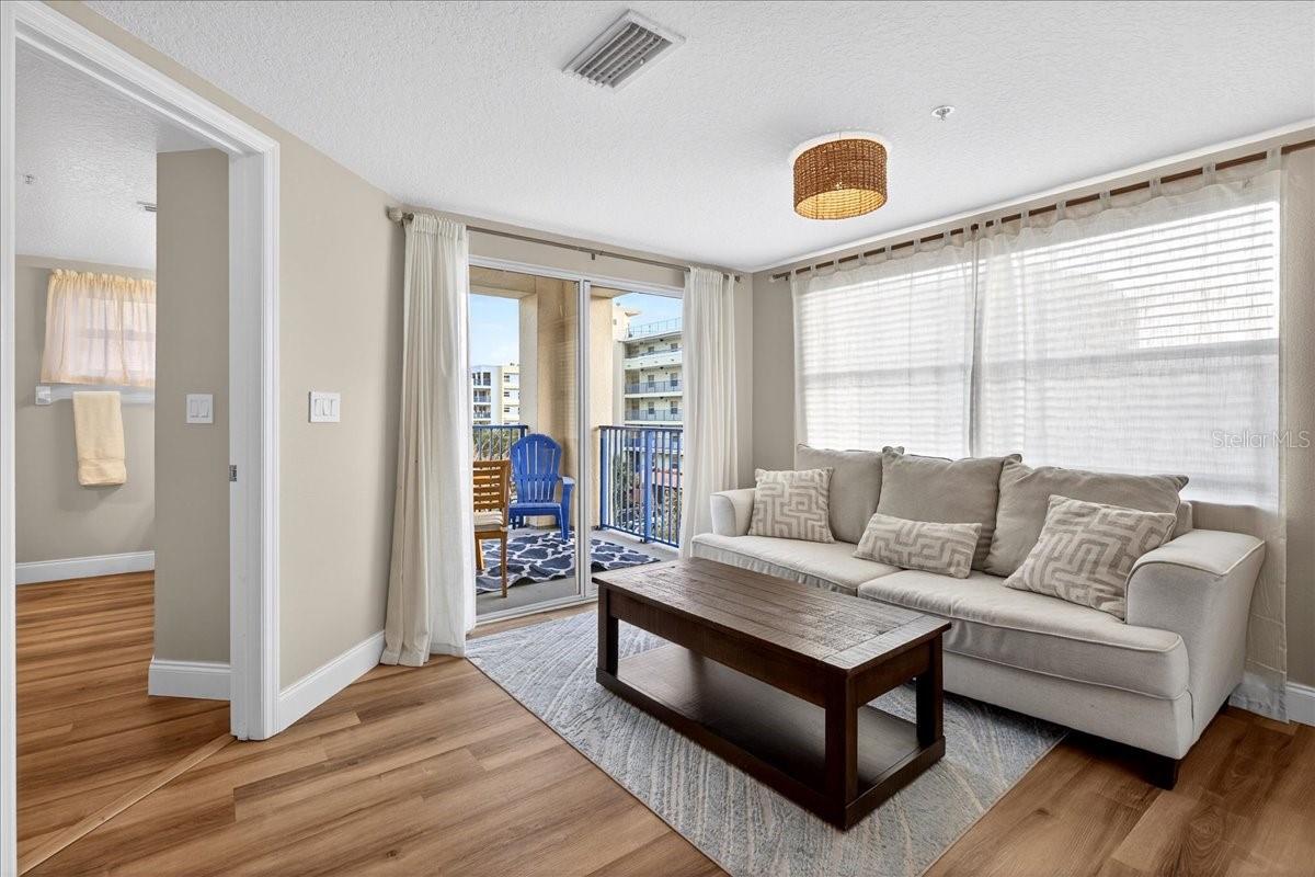 OCEAN WALK/NEW SMYRNA BCH PH I - Residential