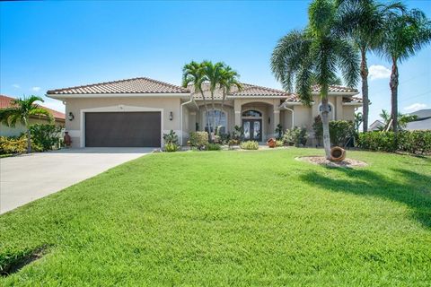 A home in PUNTA GORDA