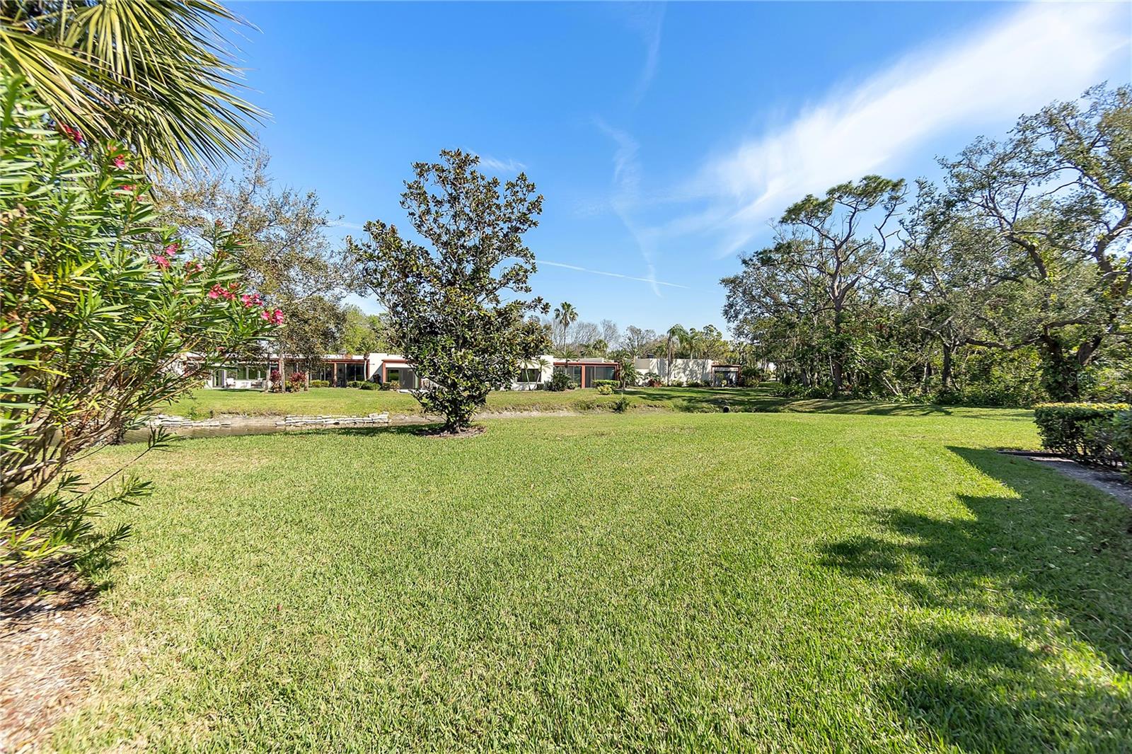 622 SPRING LAKES BOULEVARD