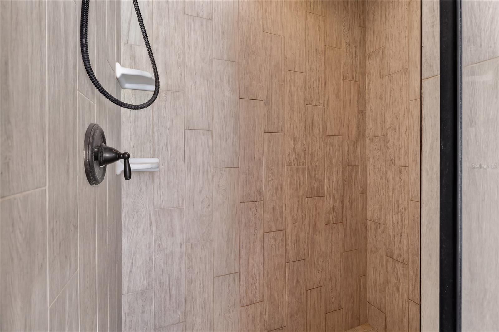 BENTLEY OAKS - Residential