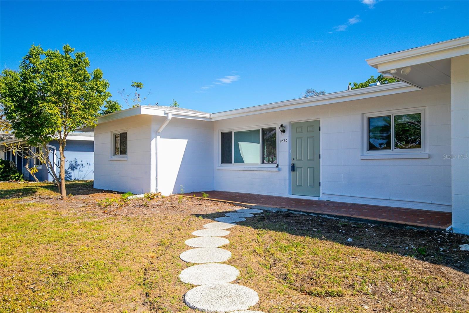 SOUTH GATE - Residential