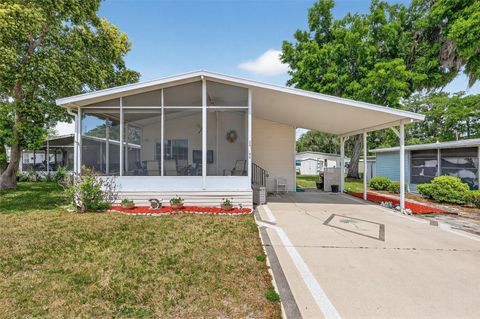 Tiny photo for 691 Cindi Avenue, Leesburg, FL 34788 (MLS # G5110413)