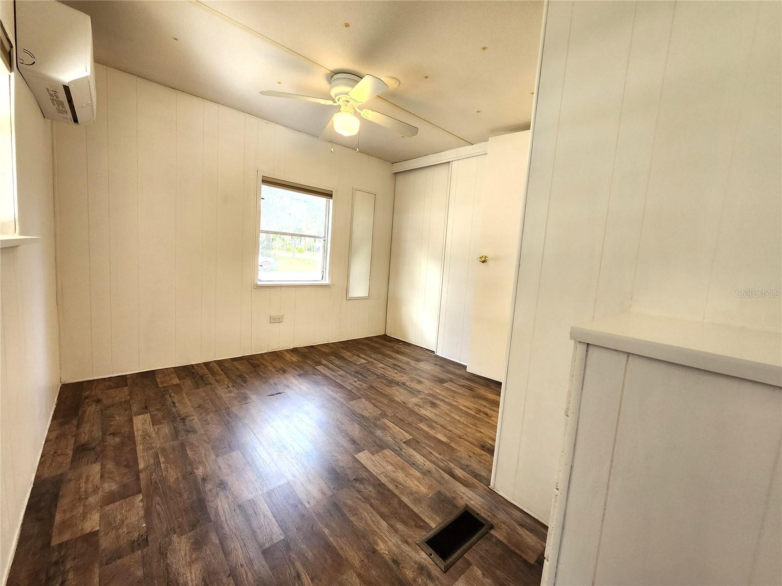 EAST COVE UNIT 01 - Residential