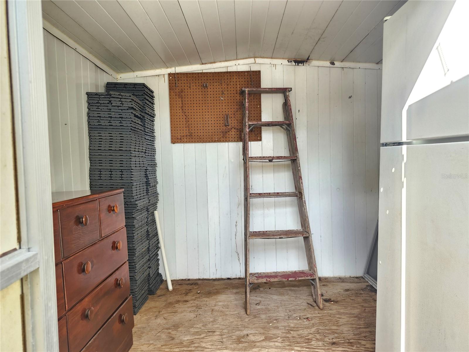 EAST COVE UNIT 01 - Residential