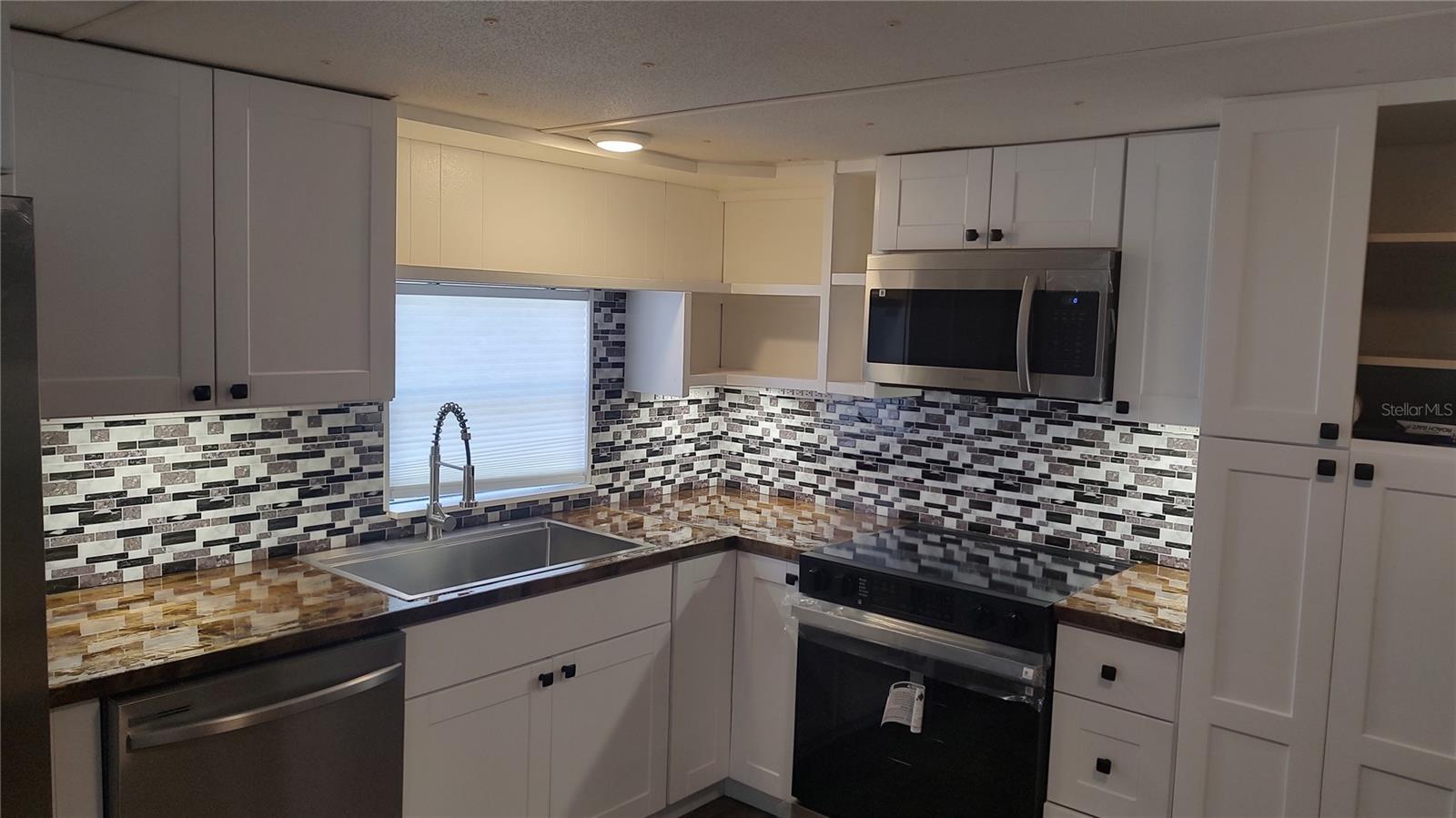 EAST COVE UNIT 01 - Residential