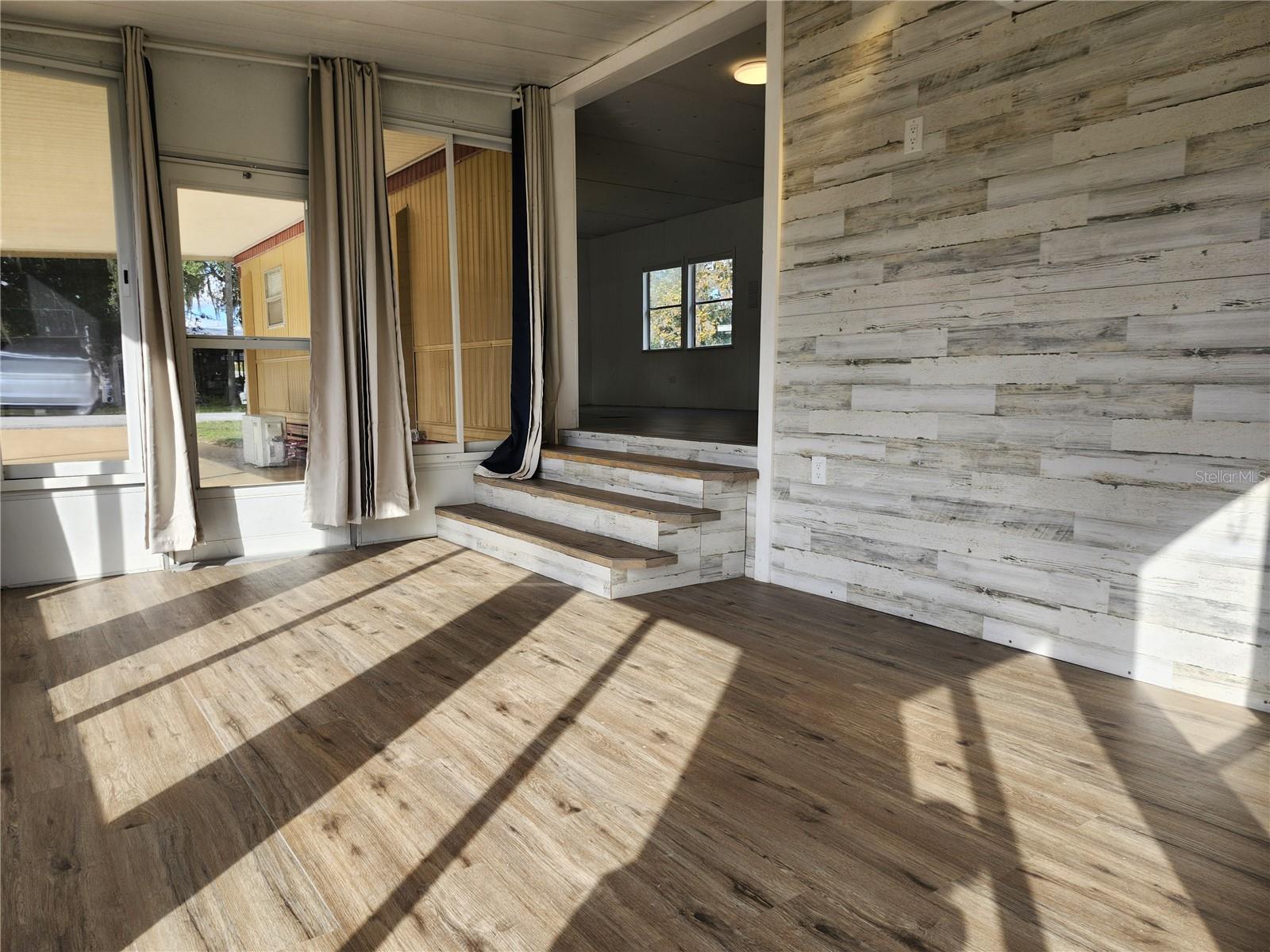 EAST COVE UNIT 01 - Residential