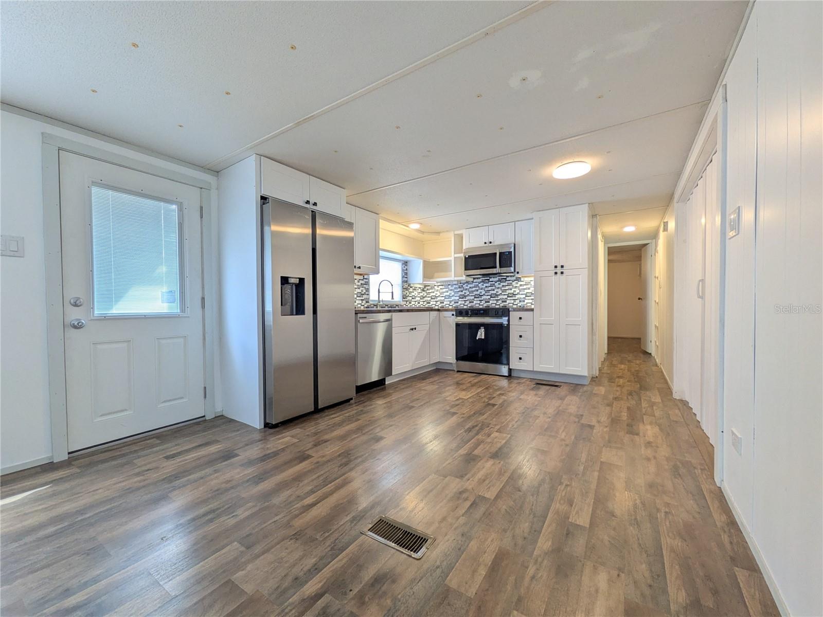 EAST COVE UNIT 01 - Residential