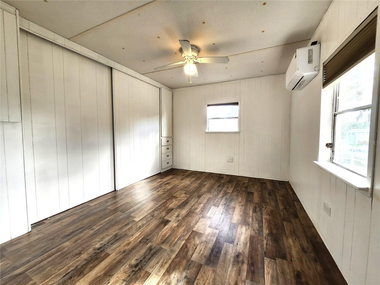 EAST COVE UNIT 01 - Residential