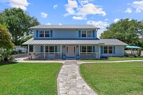 Photo of 2225 Genesea Lane, Vero Beach, FL 32963 (MLS # V4943994)