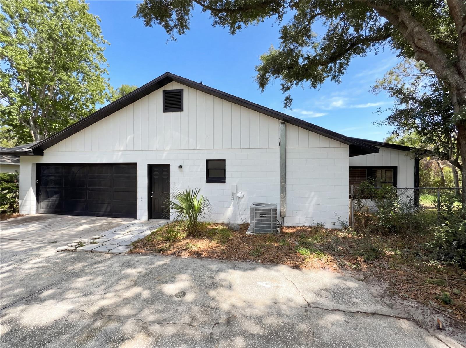 GARDEN HEIGHTS SUB - Residential