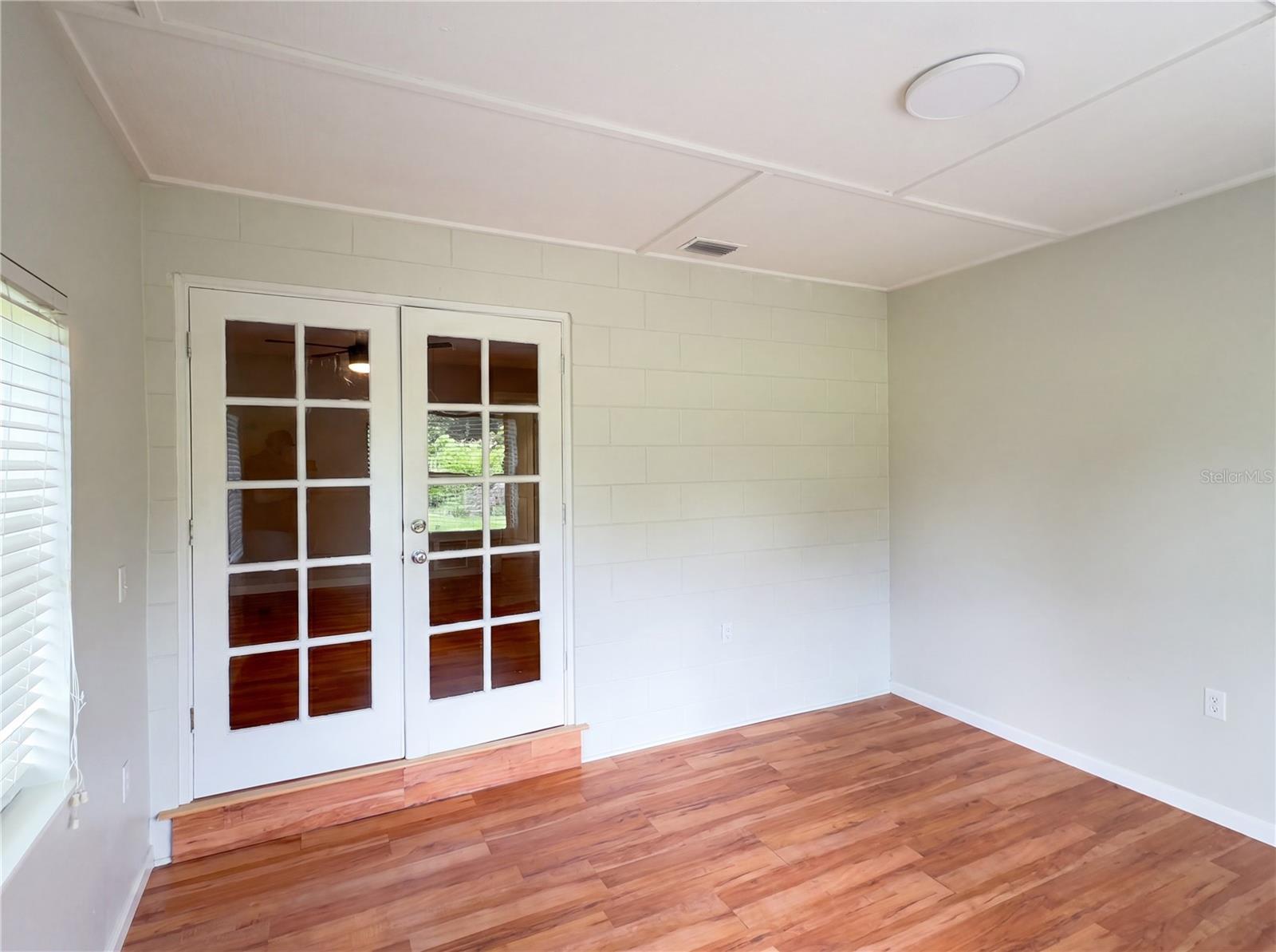 GARDEN HEIGHTS SUB - Residential