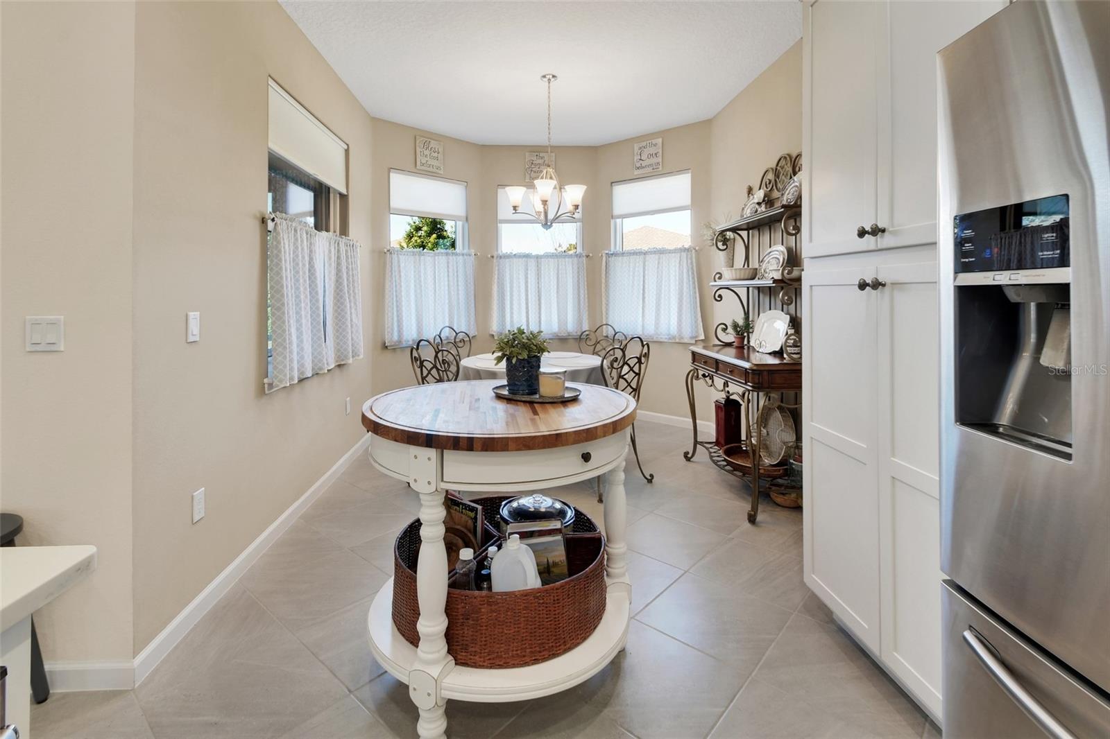 VICTORIA GARDENS PHASE 8 - Residential